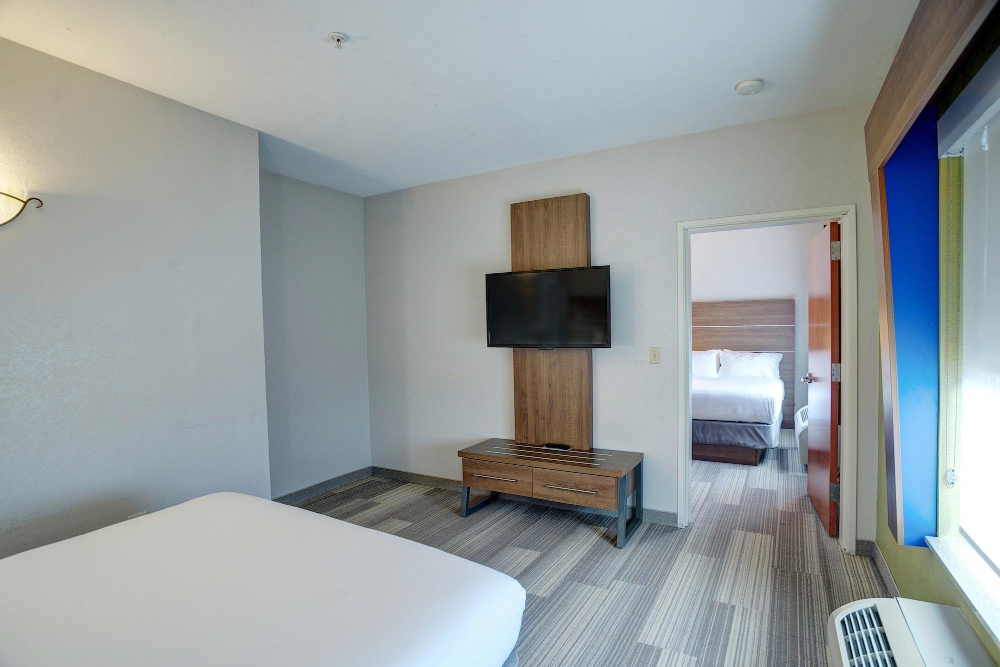 Holiday Inn Express La Plata By Ihg Exterior foto